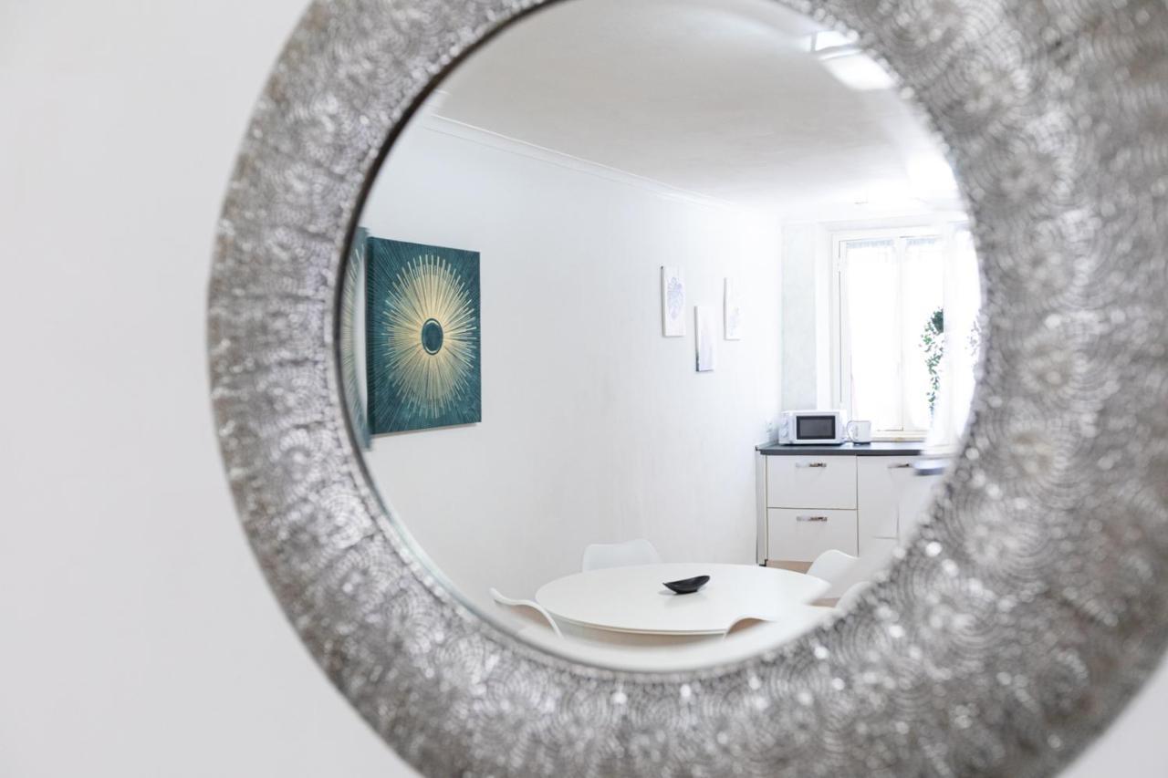 Mosaic Trastevere Silver Apartment - Top Collection Рим Экстерьер фото